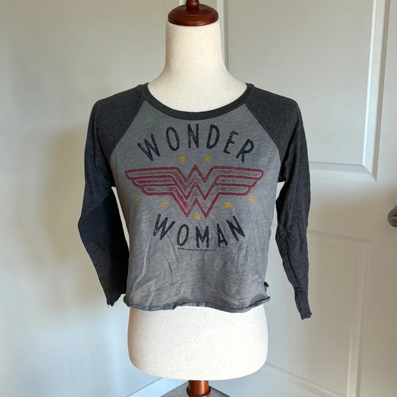 Hollister Tops - Hollister Wonder Woman three-quarter sleeve graphic t shirt medium cotton poly